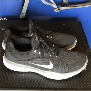 Nike Free Trainer V7 sz 10